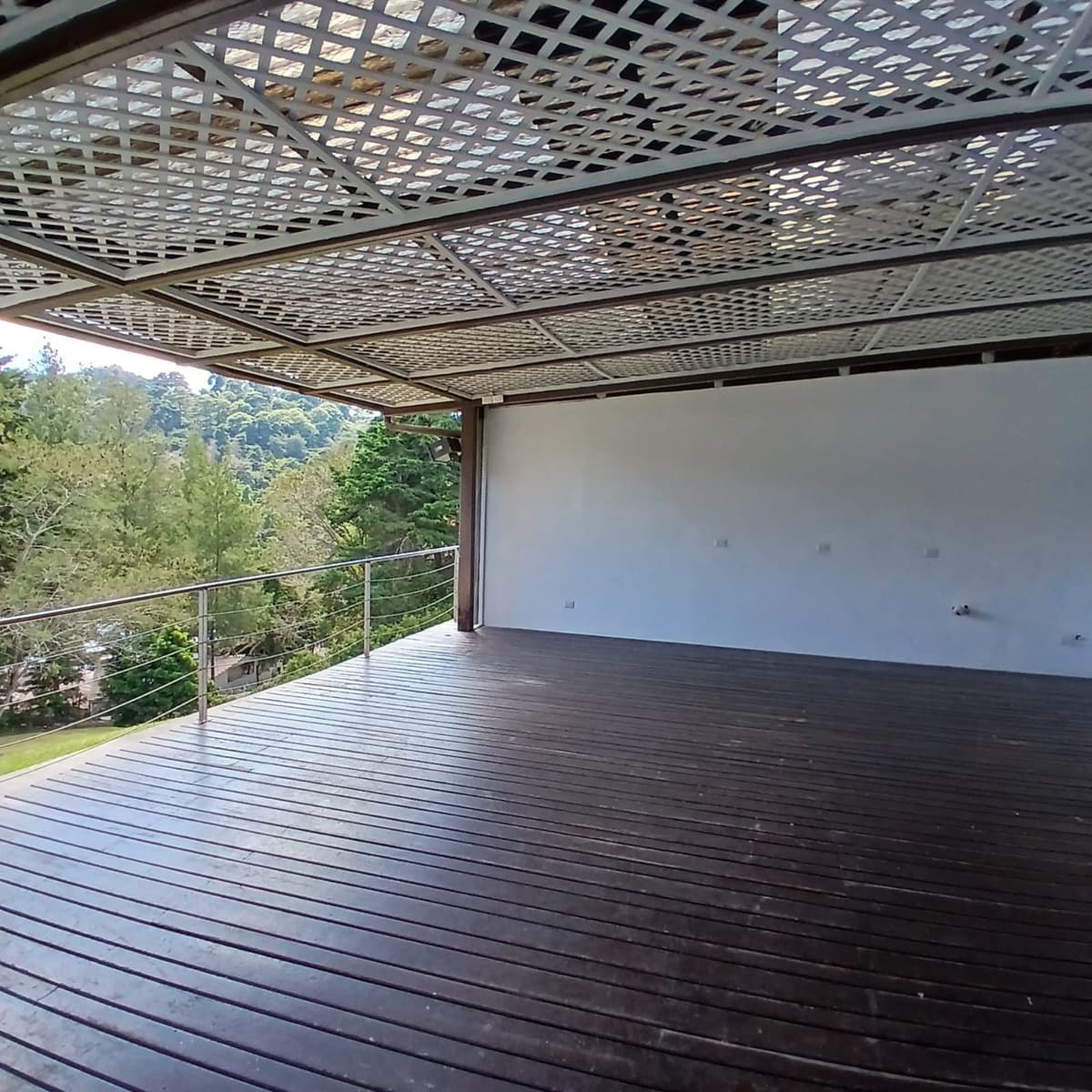 Alquiler de Local de 103m2 en Muxbal - foto 1