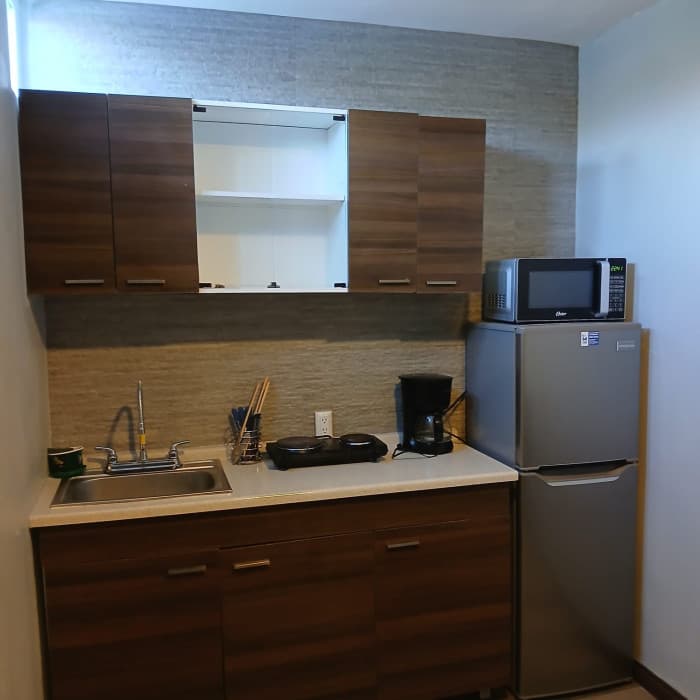 Alquiler de Apartamento Amueblado en Zona 10 - foto 1