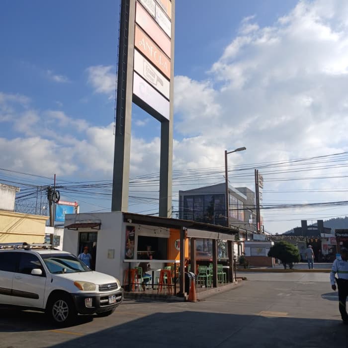 Alquiler de Local Comercial de 57 m² en San José Pinula - foto 1