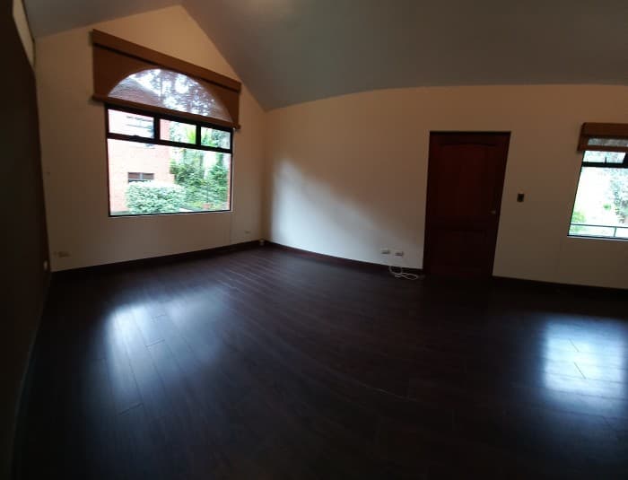 Alquilo apartamento en edificio Carretera a El Salvador - foto 1