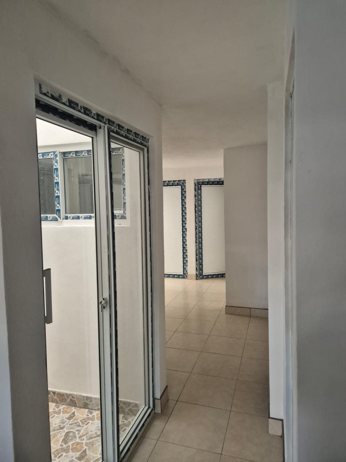 APARTAMENTO EN RENTA EN ZONA 7 - foto 1