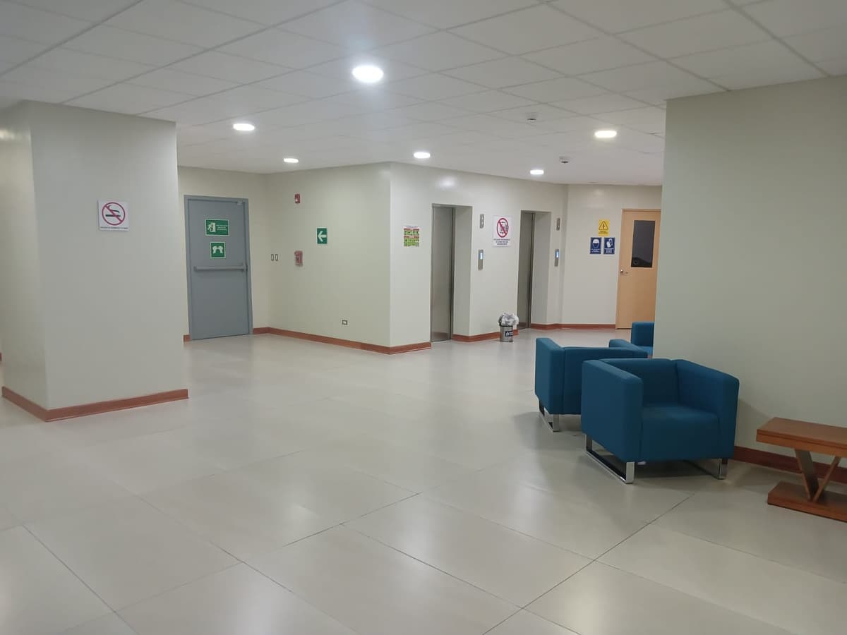 CLINICA MEDICA EN ALQUIER EN HOSPITAL LA PAZ EN CES - foto 1