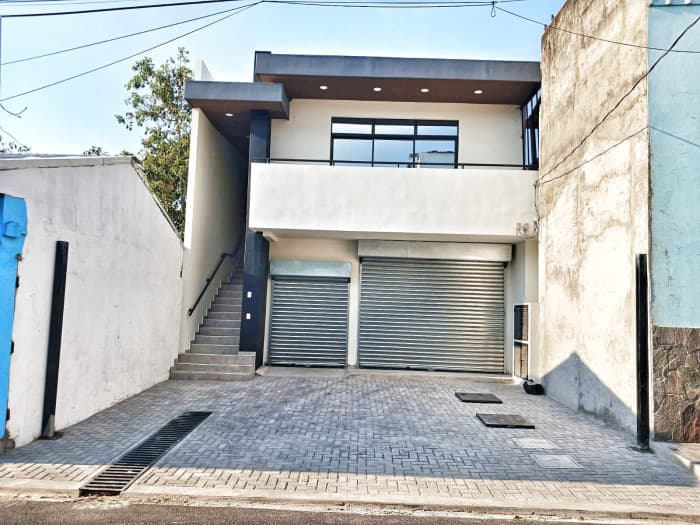 RENTA DE LOCAL COMERCIAL Y APARTAMENTO EN EL SALVADOR - foto 1