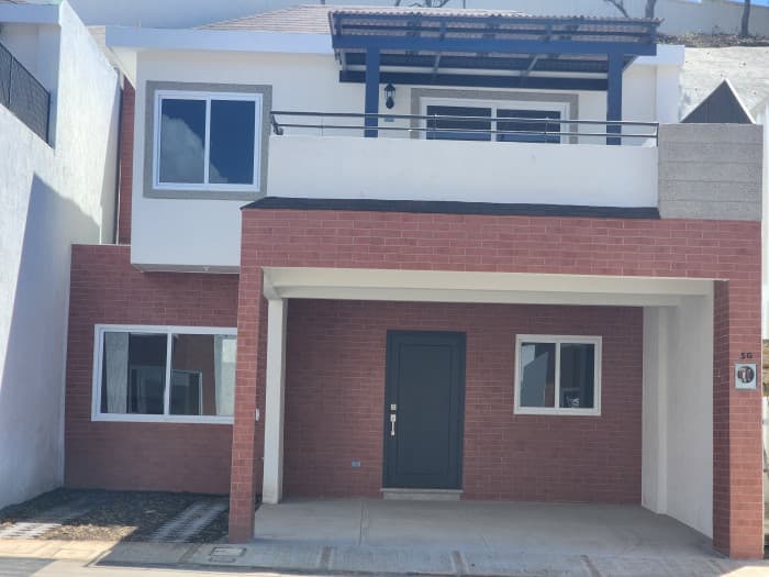 CASA EN ALQUILER EN VISTAS DE CAPELO KM 23.5 - foto 1
