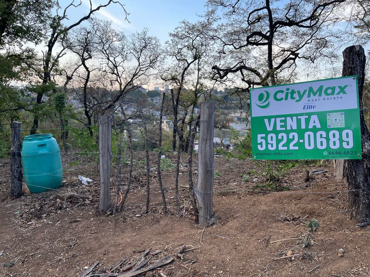 Terreno en venta en Bosques de Santa Catarina Pinula - foto 1
