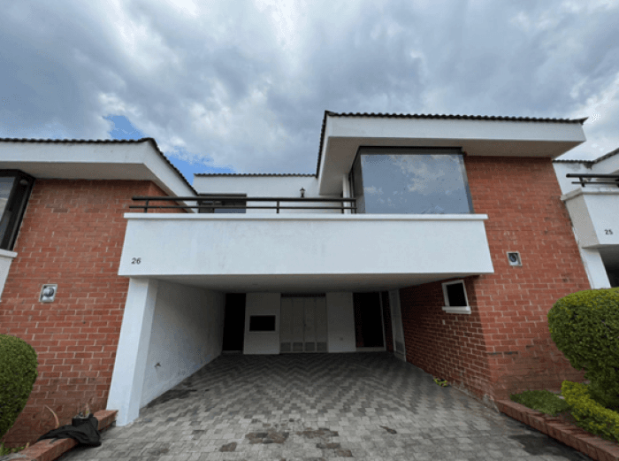 Casa en venta en Villa Canales - foto 1