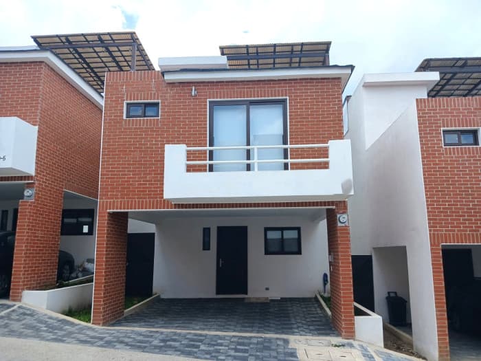 CASA A ESTRENAR EN ALQUILER EN FRAIJANES - foto 1