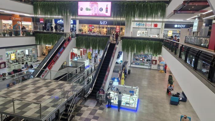 LOCAL COMERCIAL EN ALQUILER EN AGUILAR BATRES - foto 1