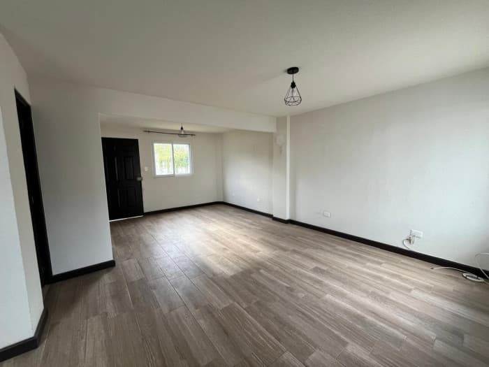 Casa en Renta en Condominio Valles de Navarra - foto 2