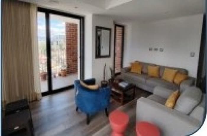 APARTAMENTO EN VENTA EDIFICIO AIRALI ZONA 10  - foto 2