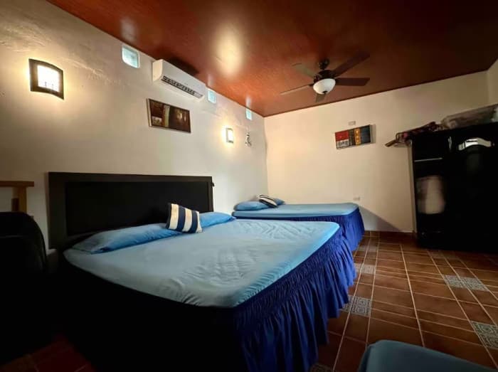 Venta de Casa de Playa en Lagunas de Monterrico - foto 4