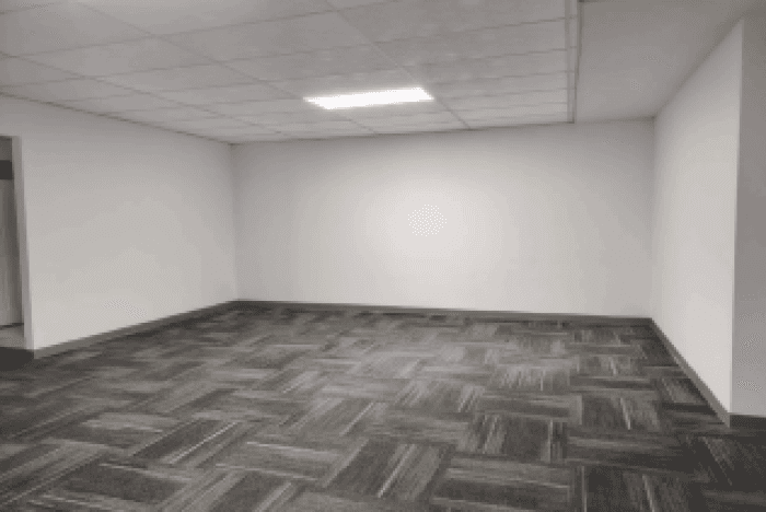 Alquiler de Oficina Comercial en Zona 10  - foto 2