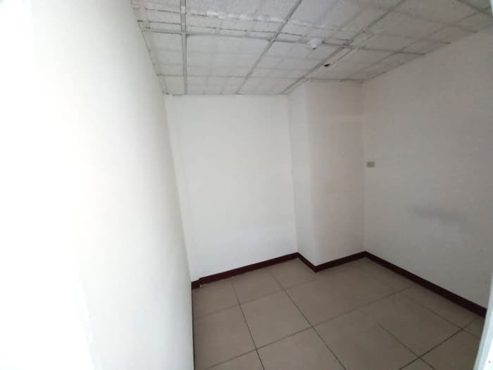 Oficina en Alquiler en Edificio SCENA - Km 16.5 CES - foto 4