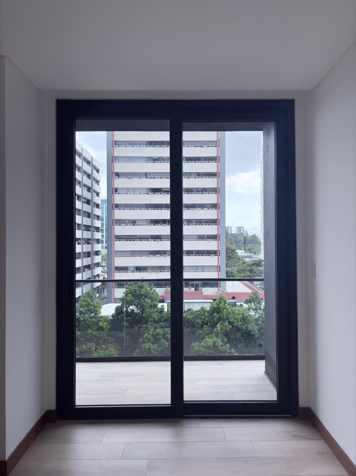 APARTAMENTO EN ALQUILER EN ZONA 10 - GUATEMALA - foto 3