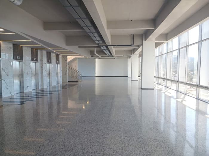 Edificio en Alquiler en zona 10 - Por estrenar !! - foto 3