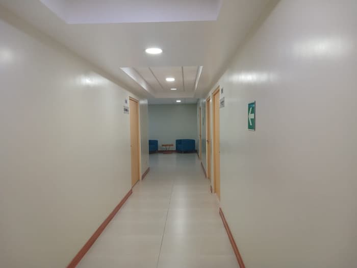 CLINICA MEDICA EN ALQUIER EN HOSPITAL LA PAZ EN CES - foto 2