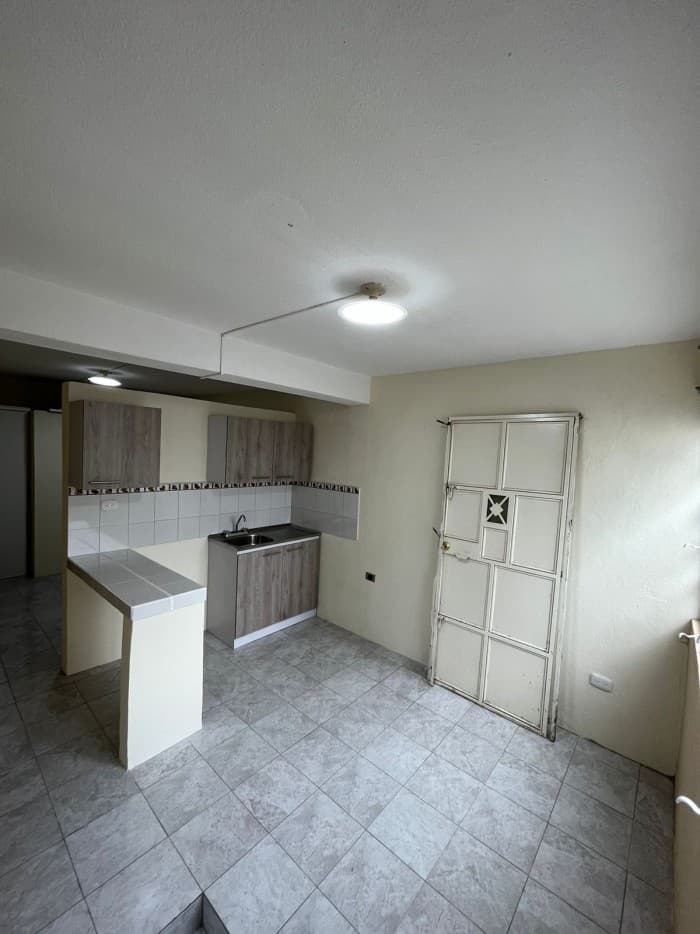 Alquilo apartamento tipo estudio - foto 4