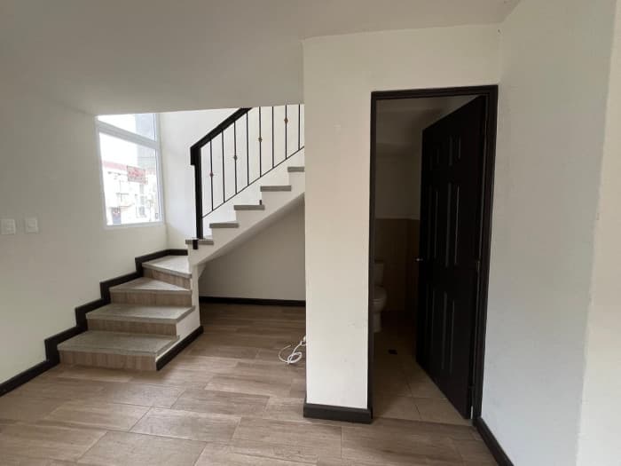 Casa en Renta en Condominio Valles de Navarra - foto 3