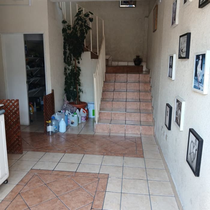Torre de apartamentos de 3 niveles 2 por nivel, parqueo - foto 3