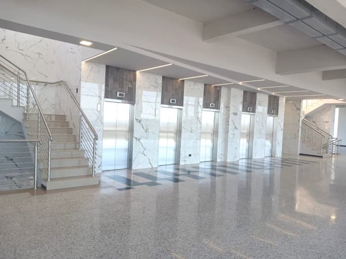 Edificio en Alquiler en zona 10 - Por estrenar !! - foto 4