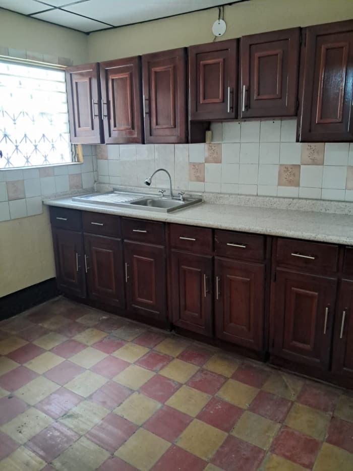 Casa Residencial en Colonia Santa Marta, Zona 5 Mixco - foto 3