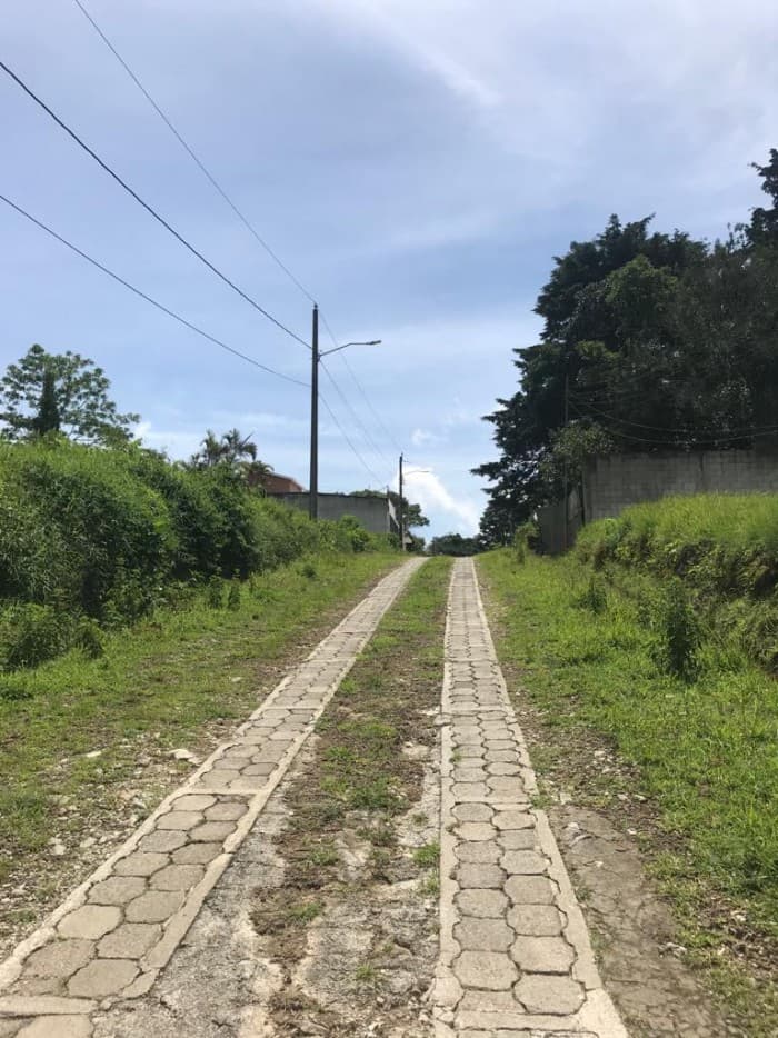 Terreno en Venta en Carretera a Santa Elena Barillas - foto 3