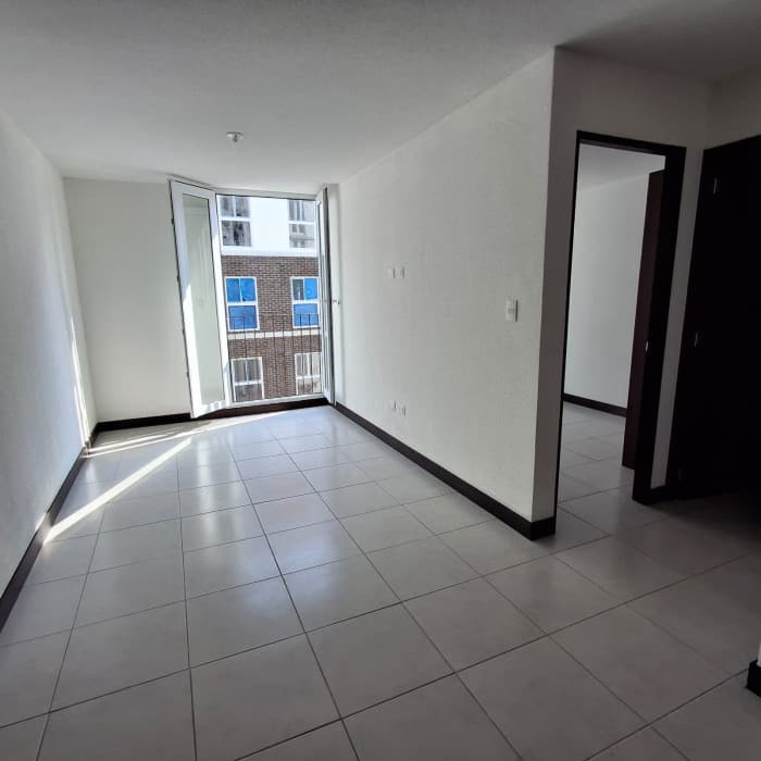 APARTAMENTO EN ALQUILER EN ZONA 1 - foto 4