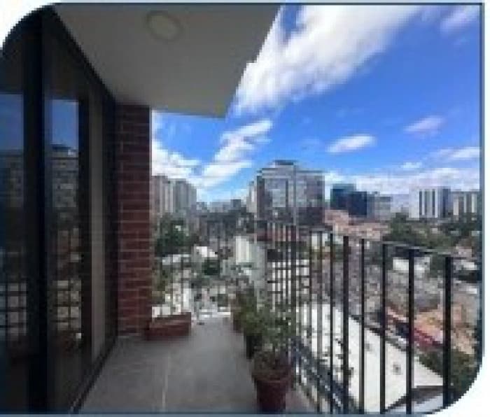 APARTAMENTO EN VENTA EDIFICIO AIRALI ZONA 10  - foto 4