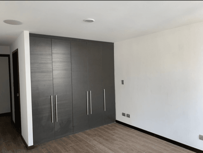 Apartamento en venta en zona 10 - foto 4