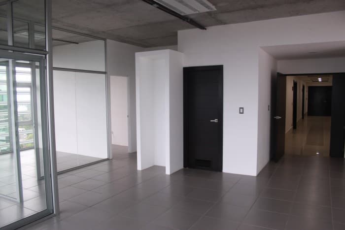 CityMax Renta Oficina en Edificio DOMANI zona 15 - foto 2