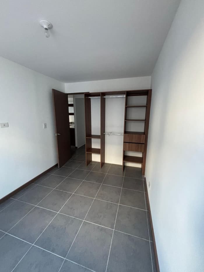 APARTAMENTO EN VENTA EN ZONA ZONA 12 - foto 6