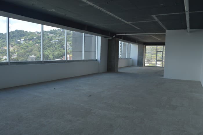 Oficina en renta Vista Hermosa zona 15 edificio nuevo   - foto 3