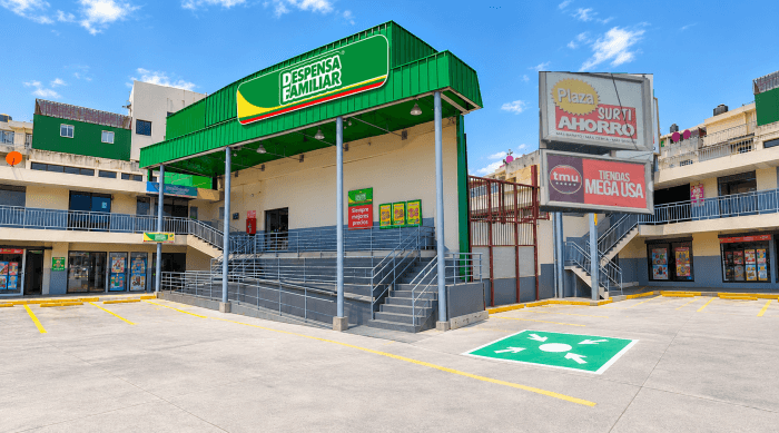 Local Comercial en Renta en Plaza Surti Ahorro. Zona 18 - foto 2