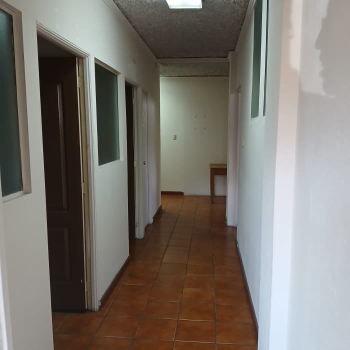 Oficina en Alquiler en Zona 10  - foto 2