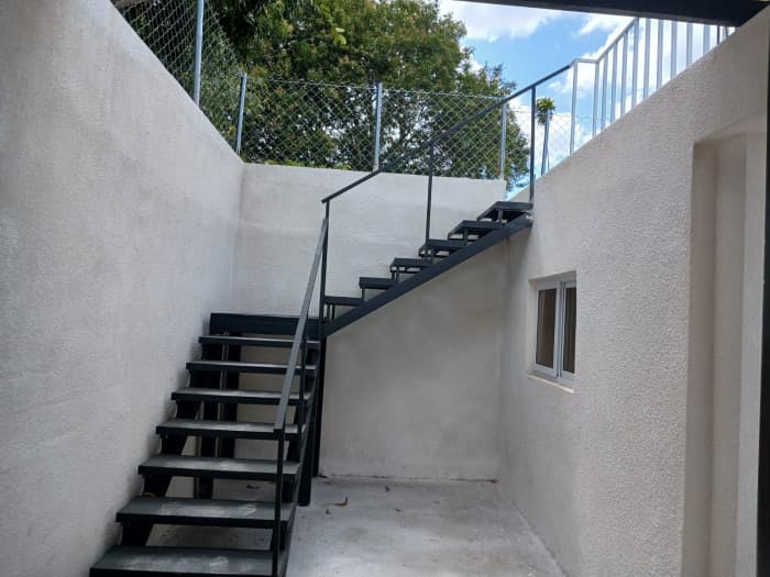 CASA REMODELADA EN VENTA EN ZONA 1 - foto 12