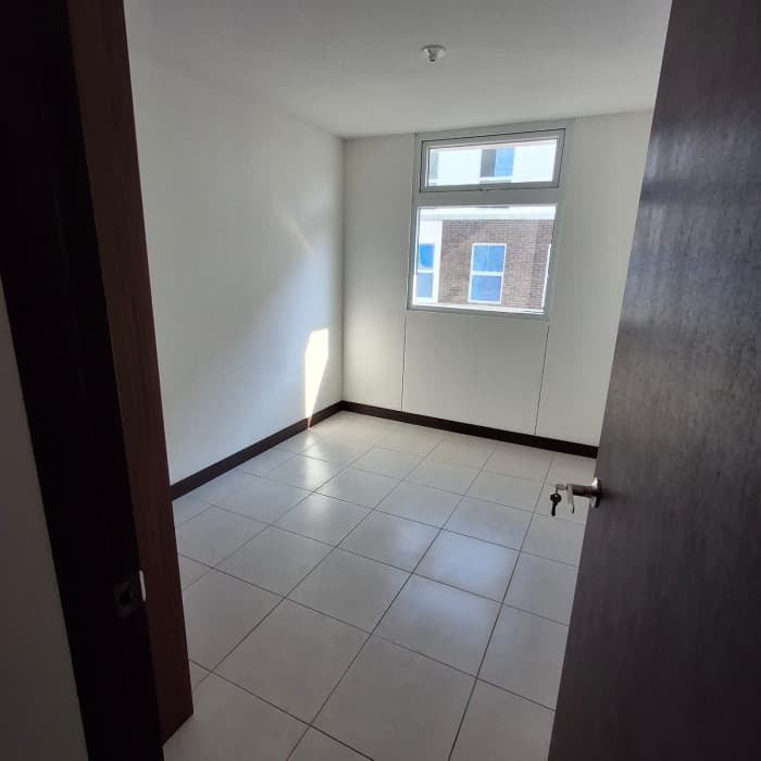 APARTAMENTO EN ALQUILER EN ZONA 1 - foto 3