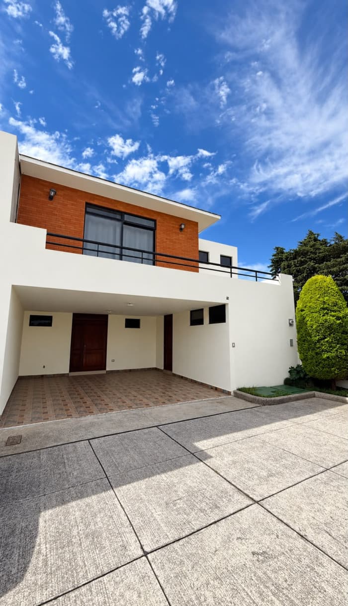 CASA EN VENTA EN BOSQUE ESCONDIDO - foto 2