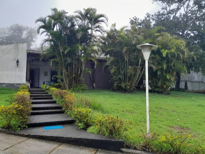 Casa en Venta o Renta-Carretera a Santa Elena Barillas - foto 3