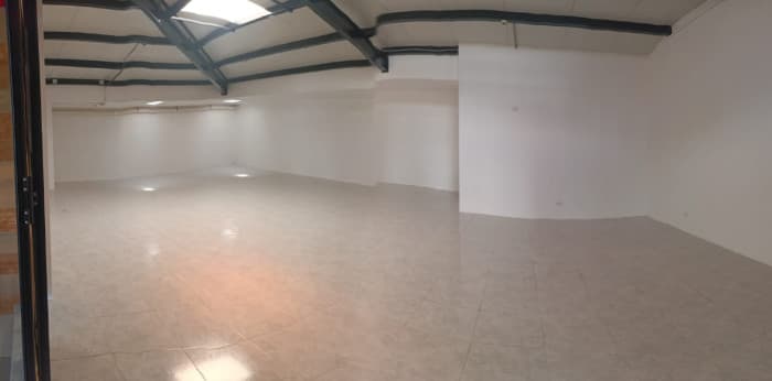 Local comercial en Alquiler en Zona 10 - foto 2