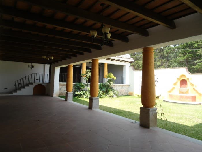 Casa en venta o alquiler en Muxbal Guatemala - foto 4