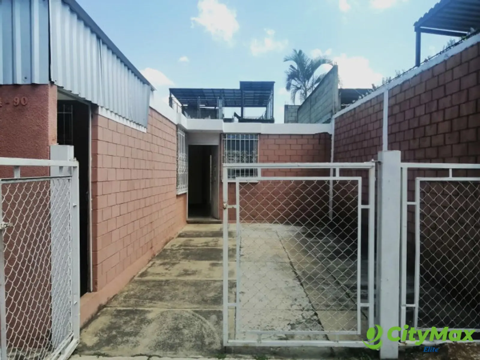 Casa en Alquiler en Zona 11 de Mixco - foto 1