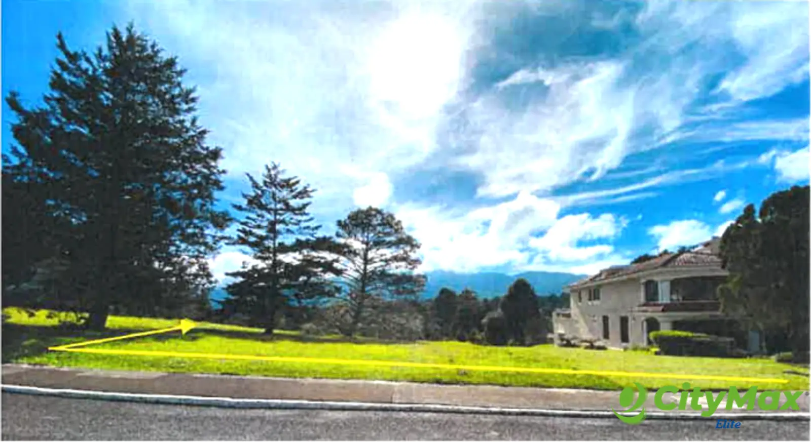 TERRENO EN VENTA EN HACIENDA NUEVA - foto 1