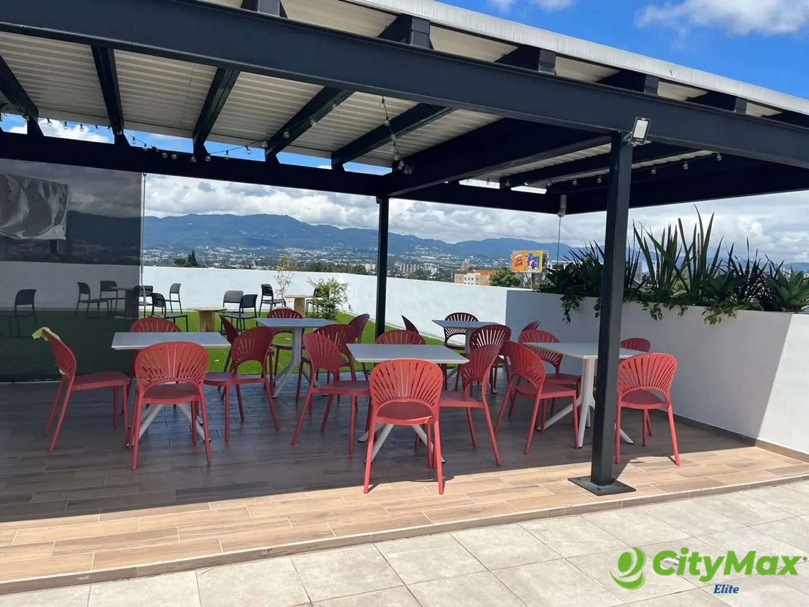 Venta de Apartamento en Torre Vertical, Zona 12 - foto 1