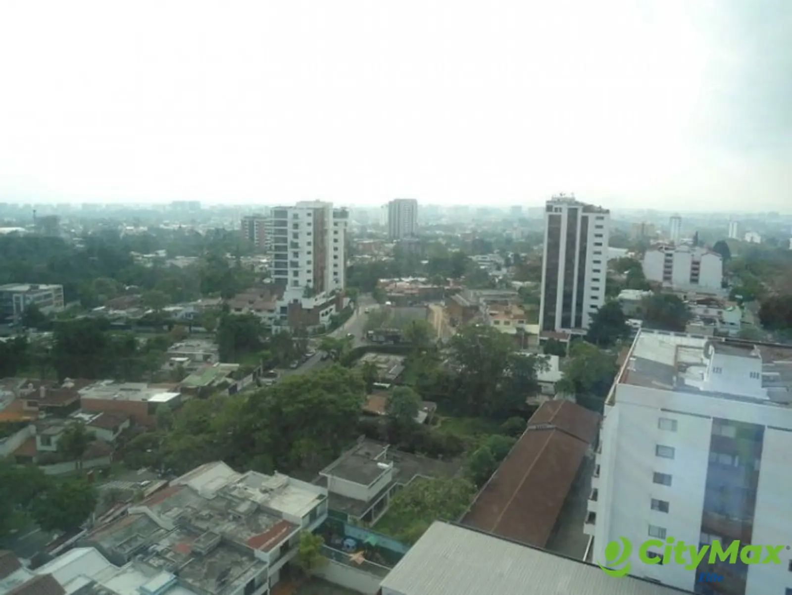 OFICINA EN RENTA EN ZONA 15 VISTA HERMOSA GUATEMALA - foto 1