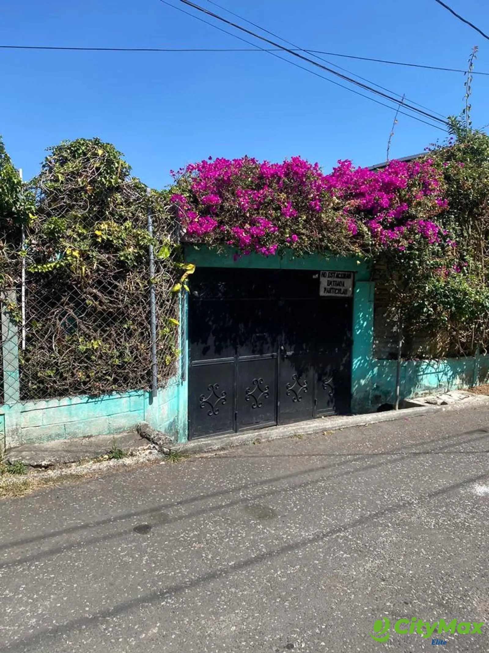 Casa de esquina en venta en Colonia el Rodeo zona 7 - foto 1
