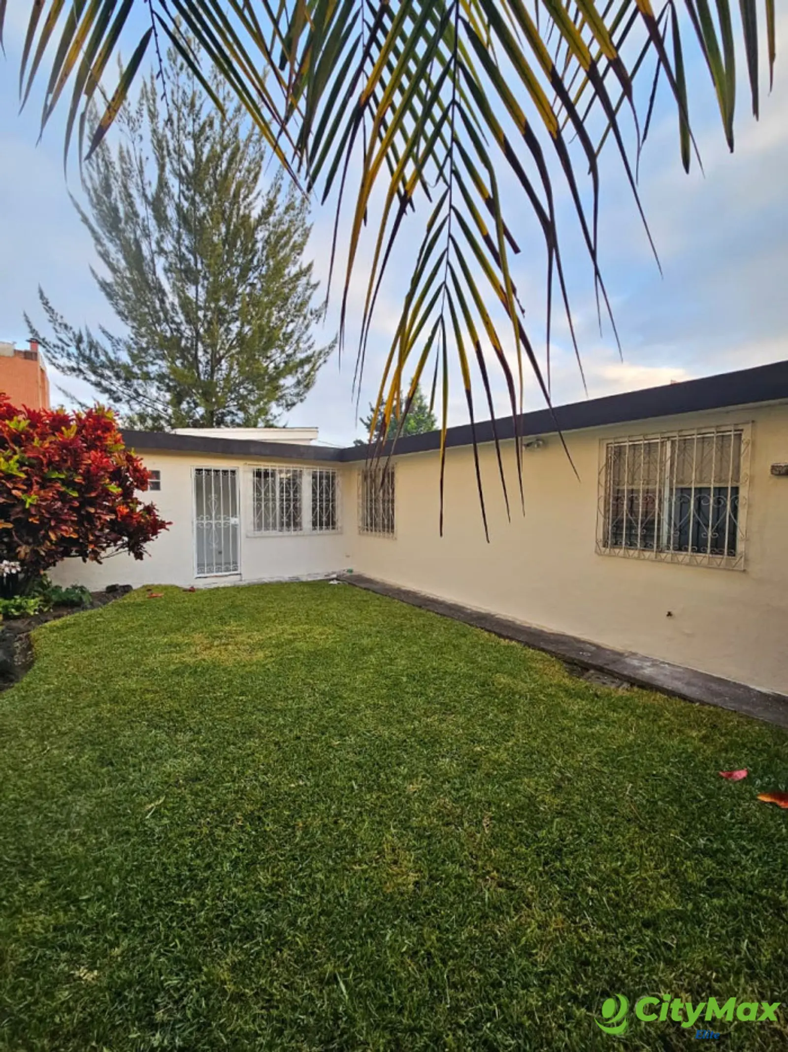 Venta de Casa en Colonia El Maestro de Zona 15 - foto 1