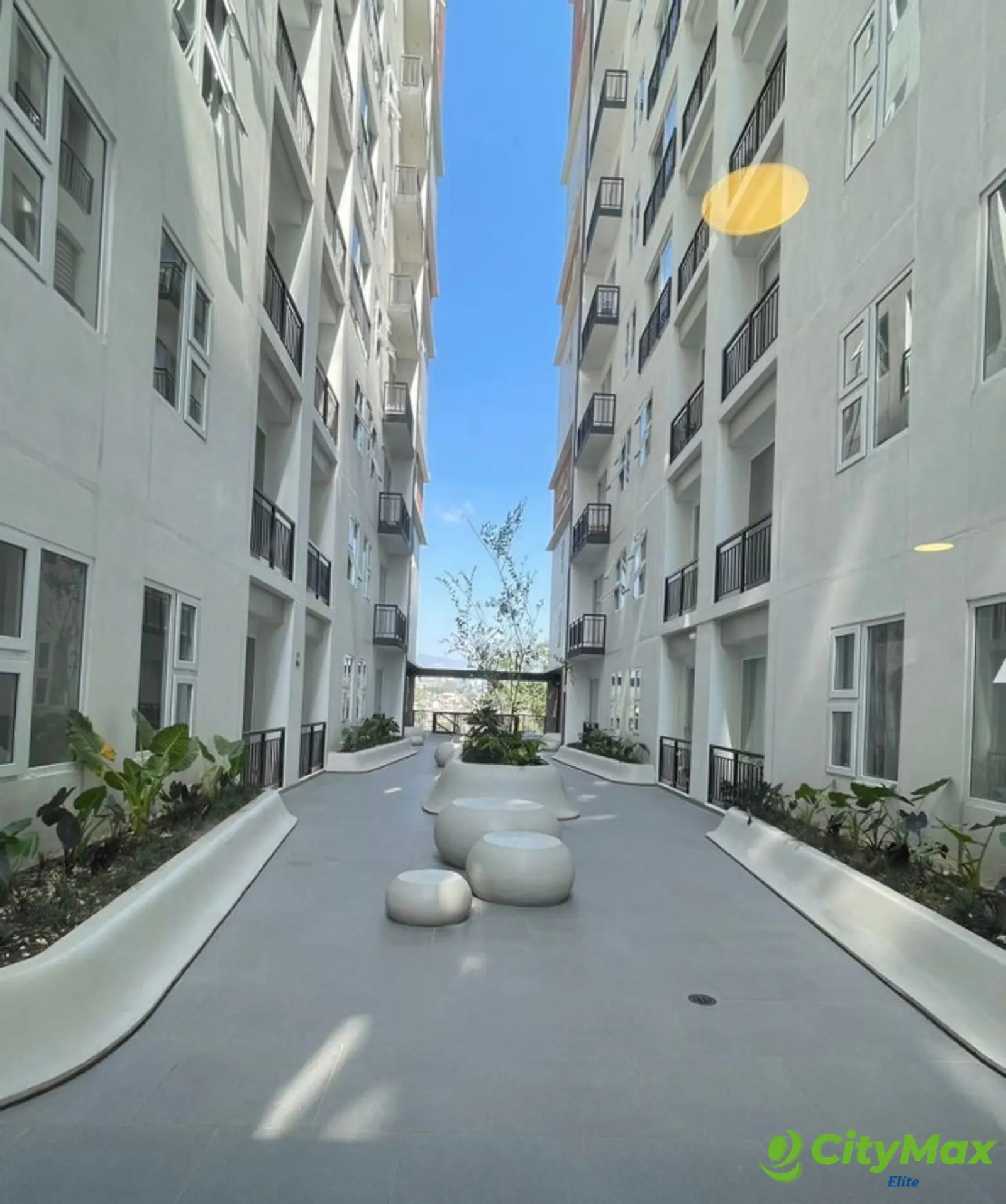 APARTAMENTO AMUEBLADO EN ALQUILER EN ZONA 2  - foto 1