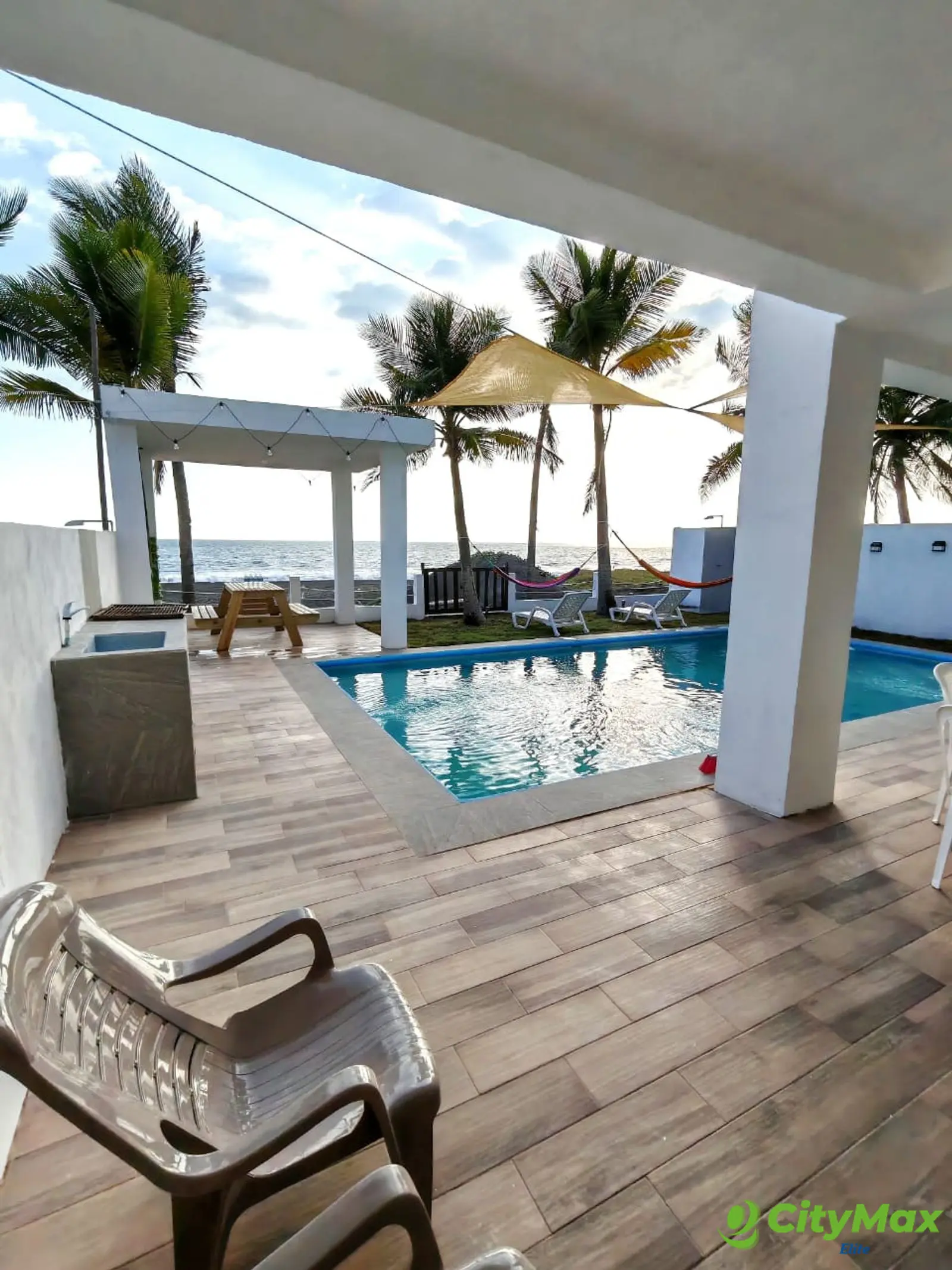 Villa y Quinta en Venta en El Pumpo, Monterrico, Santa Rosa - foto 1