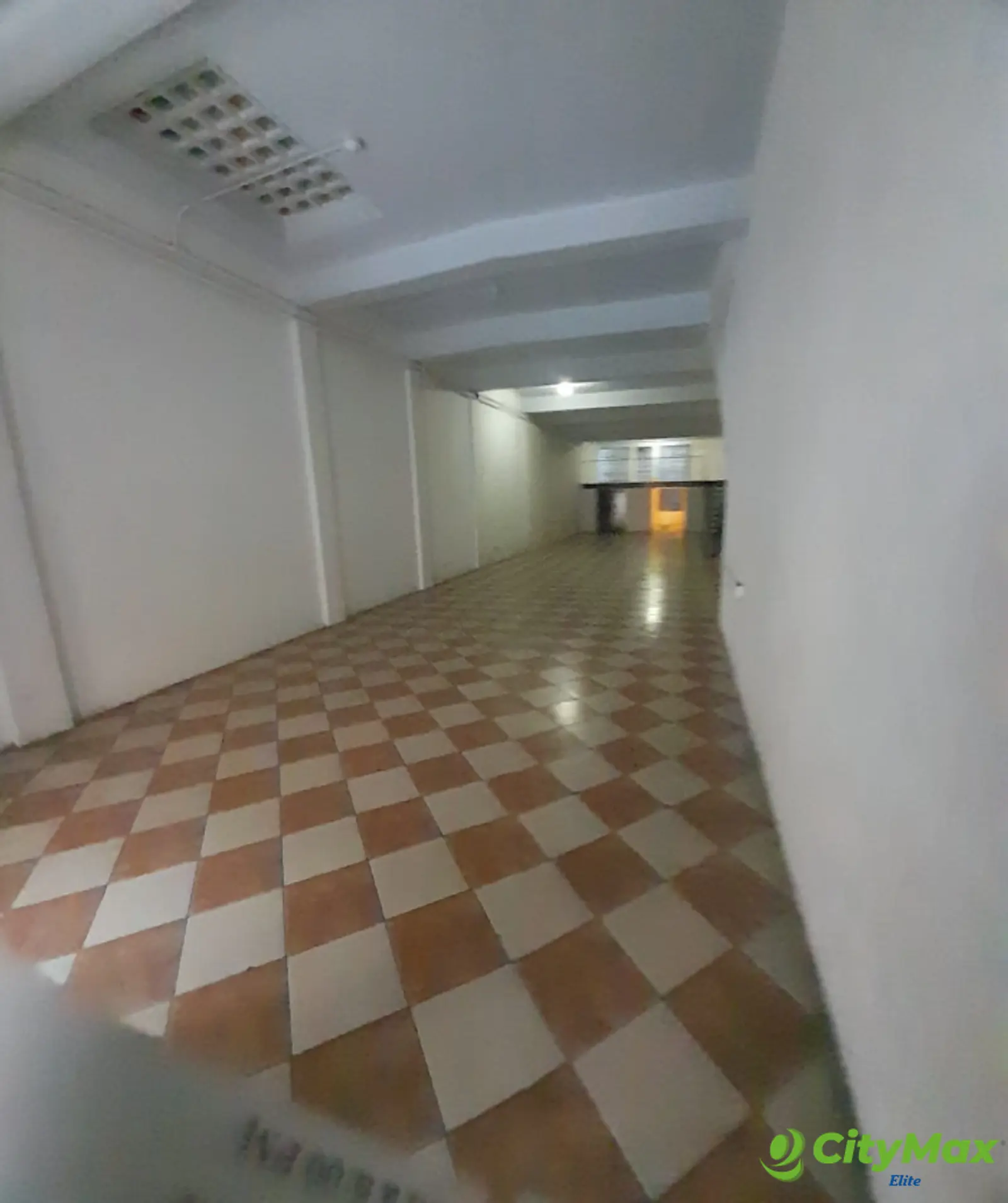 Local Comercial en renta en zona 1 - foto 1