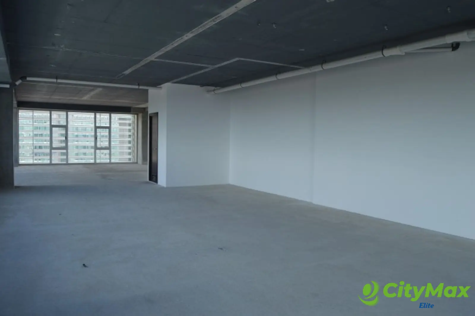 Oficina en renta Vista Hermosa zona 15 edificio nuevo   - foto 1